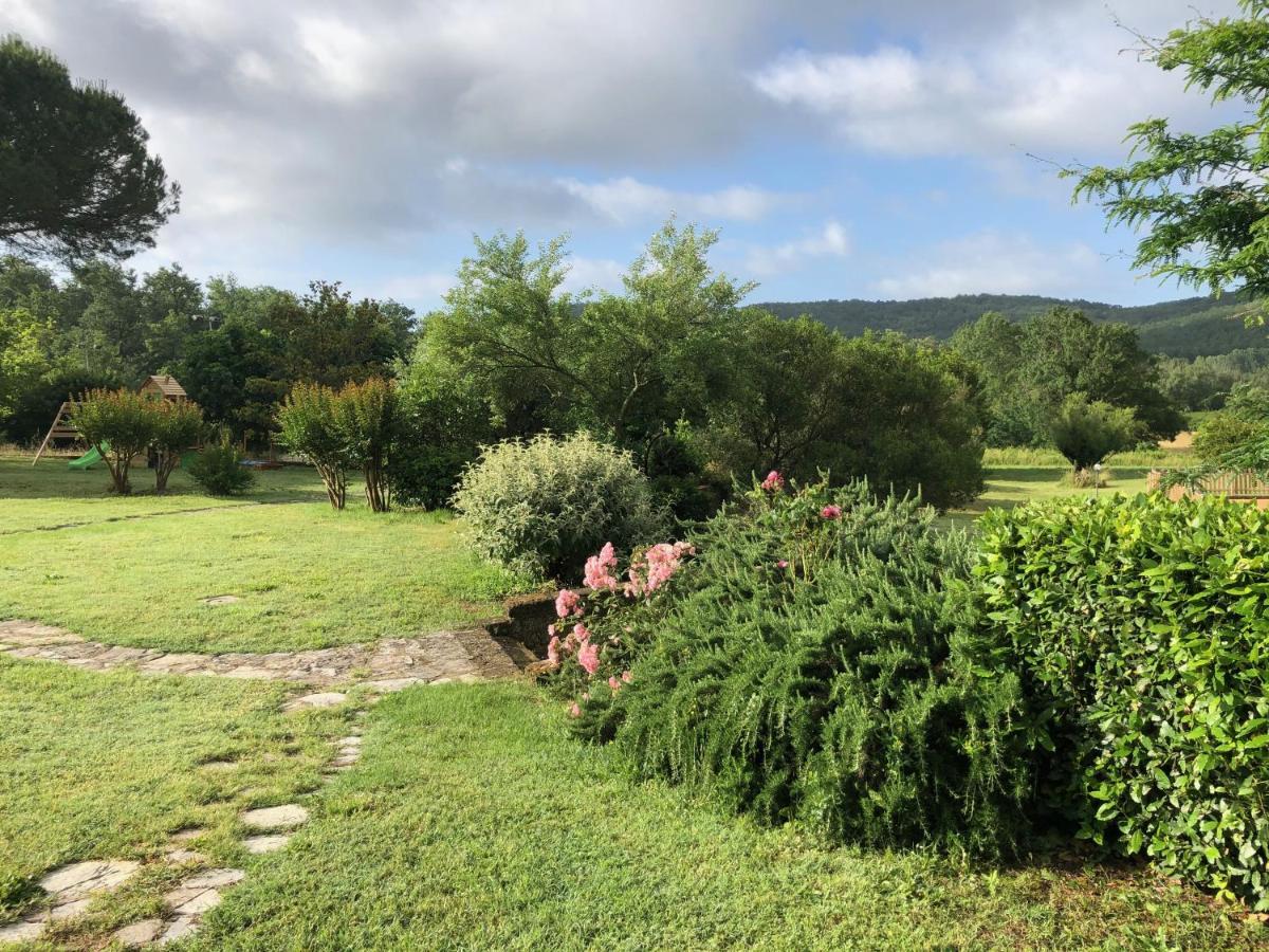 Agriturismo Santa Lorica Sassetta Exteriér fotografie